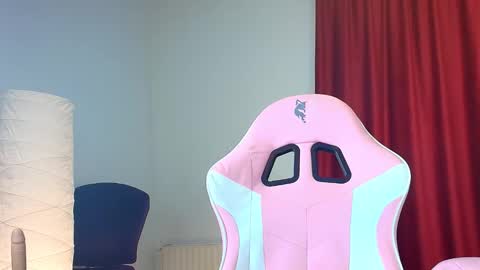 cristaleyess online show from 01-12-26, 09:20