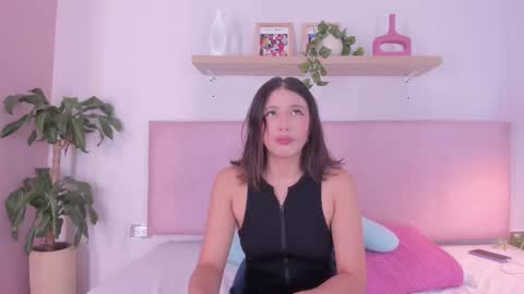 cristalfoxy_ online show from 09-19-25, 12:06