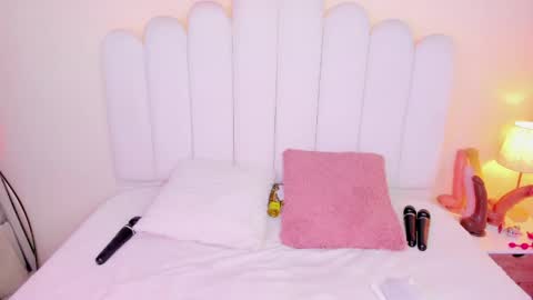 Cristal online show from 04-21-26, 09:59