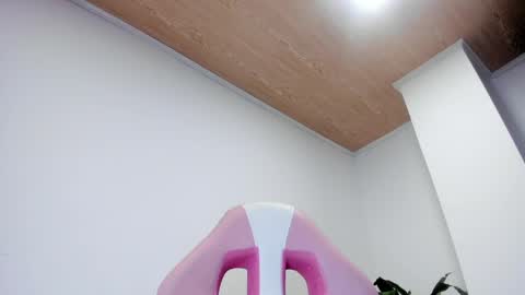 sofia online show from 03-31-26, 06:03