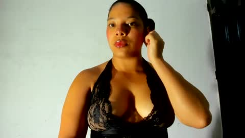 Snapshot of cristalsmith_tease14 chatting on 06-16-26, 02:47 cristal online show from 06-16-26, 02:47