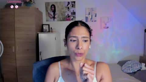 veronika online show from 04-15-26, 04:52