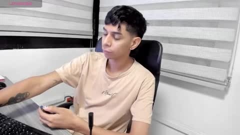 cristhian online show from 09-25-25, 05:55