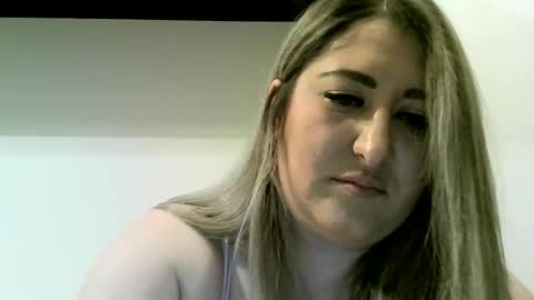 Snapshot of cristina20021991 chatting on 12-22-24, 04:48 cristina20021991 online show from 12-22-24, 04:48