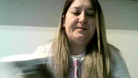 Snapshot of cristina20021991 chatting on 10-24-25, 02:35 cristina20021991 online show from 10-24-25, 02:35
