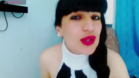 Cristina online show from 09-22-25, 01:29