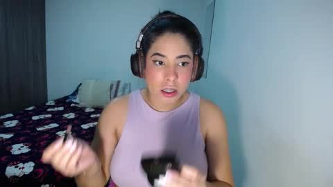 Snapshot of cristina_ford chatting on 11-18-25, 02:39 Cristina online show from 11-18-25, 02:39