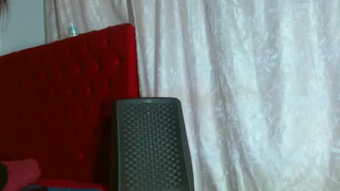 cristinamontiel74 online show from 09-09-25, 02:38