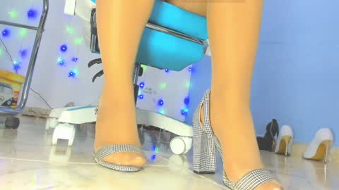 Snapshot of cristinavanegas chatting on 01-04-25, 07:34 Julieta online show from 01-04-25, 07:34