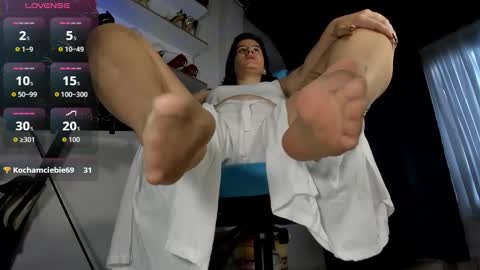 Snapshot of cristinavanegas chatting on 11-05-25, 09:59 Julieta online show from 11-05-25, 09:59