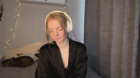 Snapshot of cristinekondo chatting on 03-29-26, 03:12 Marry online show from 03-29-26, 03:12