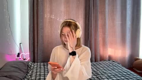 Snapshot of cristinekondo chatting on 04-04-26, 02:25 Marry online show from 04-04-26, 02:25