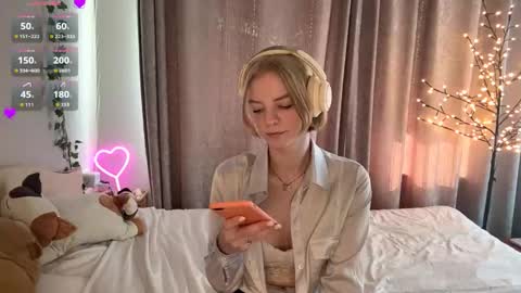 Snapshot of cristinekondo chatting on 05-06-26, 03:17 Marry online show from 05-06-26, 03:17