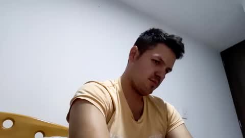 cristopher3042 online show from 01-08-25, 12:06