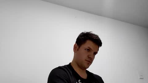 cristopher3042 online show from 02-25-25, 11:00