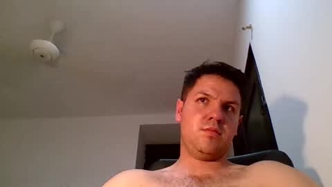 cristopher3042 online show from 04-09-26, 06:02