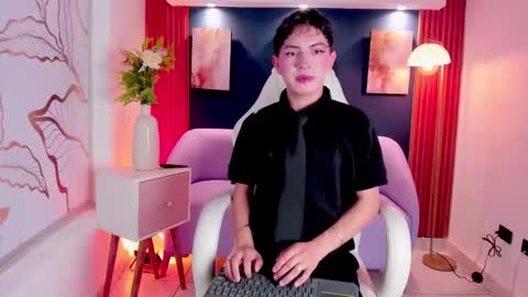 Cristopher  online show from 03-19-26, 08:57