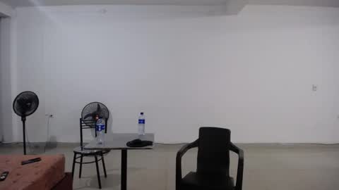 crisyoha4020 online show from 10-28-25, 05:44