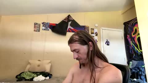 Critter2999LuvsFeet online show from 05-17-26, 06:26