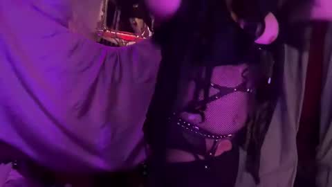 Snapshot of crkdfxdaddy chatting on 02-14-26, 04:15 Jonathan online show from 02-14-26, 04:15