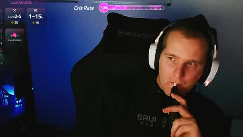 Snapshot of croissant911 chatting on 01-22-25, 07:14 Anderson online show from 01-22-25, 07:14