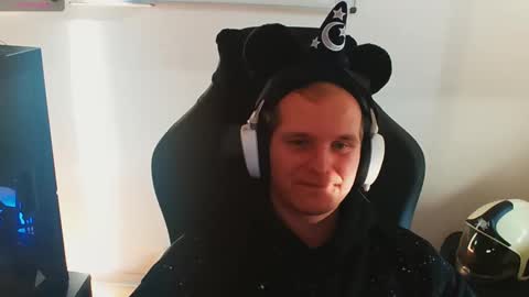 Snapshot of croissant911 chatting on 02-17-25, 09:56 Anderson online show from 02-17-25, 09:56