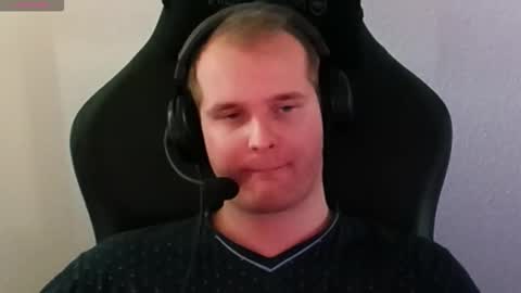 Snapshot of croissant911 chatting on 10-20-25, 07:42 Anderson online show from 10-20-25, 07:42