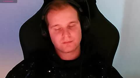 Snapshot of croissant911 chatting on 10-27-25, 08:07 Anderson online show from 10-27-25, 08:07