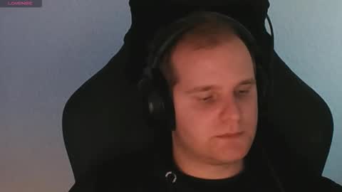 Snapshot of croissant911 chatting on 02-16-26, 08:54 Anderson online show from 02-16-26, 08:54