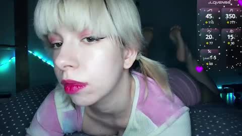 Snapshot of cruellagoth chatting on 12-11-24, 04:20 Cruella online show from 12-11-24, 04:20