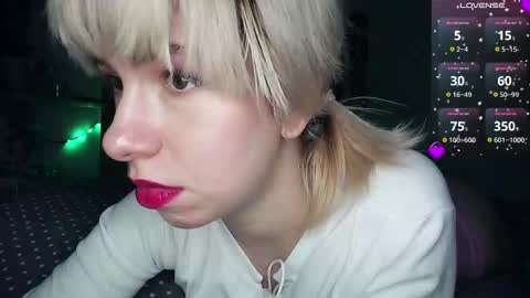 Snapshot of cruellagoth chatting on 12-12-24, 04:53 Cruella online show from 12-12-24, 04:53