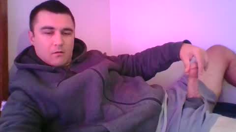 Snapshot of crush380 chatting on 12-29-24, 06:05 Crush380 online show from 12-29-24, 06:05