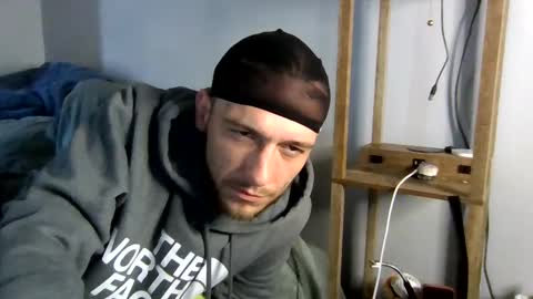 cruz815 online show from 05-12-26, 04:48