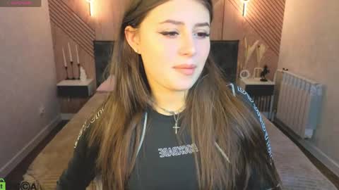 Crystal  Lacee online show from 05-17-26, 12:52
