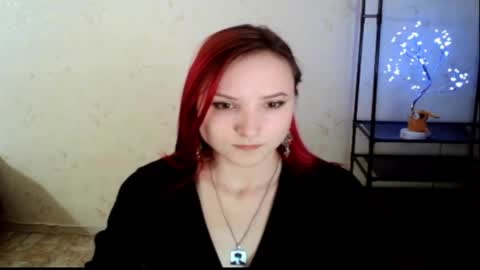 crystal_carnation online show from 05-11-26, 07:00