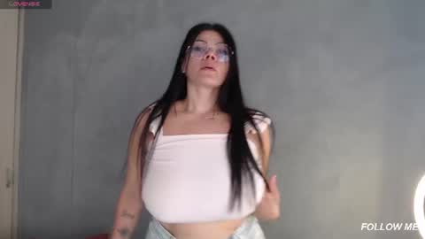 Snapshot of crystal_croft_ chatting on 07-19-26, 06:11 Crystal online show from 07-19-26, 06:11