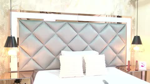 Snapshot of crystal_gilton chatting on 11-03-25, 07:04 crystal_gilton online show from 11-03-25, 07:04