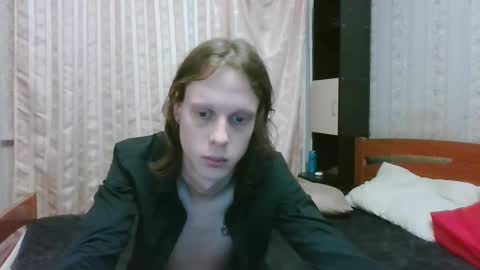 Snapshot of crystal_porn_love chatting on 12-28-24, 02:53 Crystal and Marcl online show from 12-28-24, 02:53