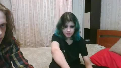 Snapshot of crystal_porn_love chatting on 01-17-25, 01:25 Crystal and Marcl online show from 01-17-25, 01:25