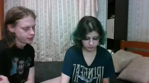 Snapshot of crystal_porn_love chatting on 03-05-25, 08:21 Crystal and Marcl online show from 03-05-25, 08:21