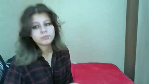 Snapshot of crystal_porn_love chatting on 09-22-25, 12:18 Crystal and Marcl online show from 09-22-25, 12:18