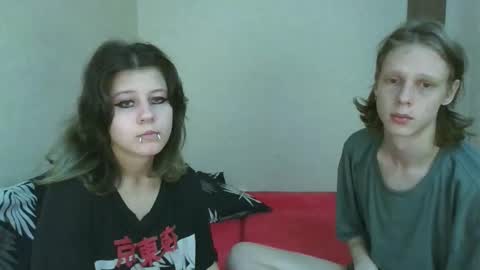 Snapshot of crystal_porn_love chatting on 10-04-25, 12:58 Crystal and Marcl online show from 10-04-25, 12:58