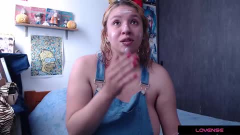 Snapshot of crystal_shadow chatting on 11-30-25, 02:10 Crystal shadow online show from 11-30-25, 02:10