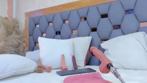 crystal_sm online show from 02-21-26, 03:18