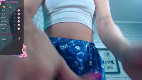 I AM CRYSTAL online show from 09-26-25, 07:18