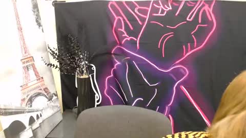 Stella online show from 01-08-25, 12:47