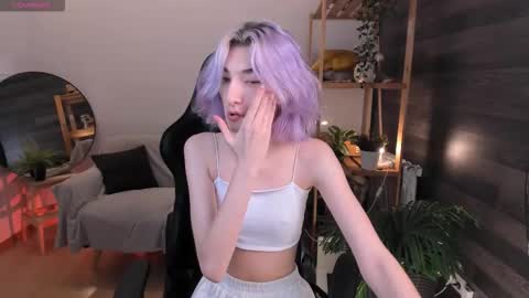 Snapshot of crystalluna__ chatting on 10-02-25, 02:02 Mia online show from 10-02-25, 02:02