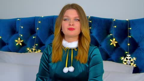 Snapshot of crystallyons chatting on 12-25-24, 04:11 Crystal online show from 12-25-24, 04:11