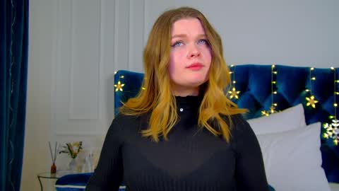 Snapshot of crystallyons chatting on 12-27-24, 08:39 Crystal online show from 12-27-24, 08:39