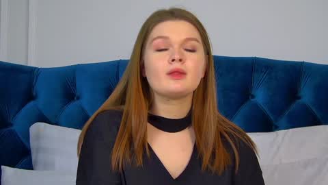 Snapshot of crystallyons chatting on 02-01-25, 12:26 Crystal online show from 02-01-25, 12:26